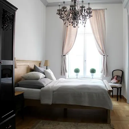 Leon Apartamento *